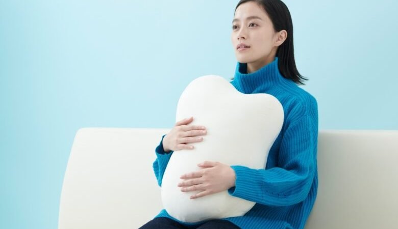 Breathe together with the robot pillow